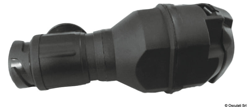 LED-sovitin 13-nastaiselle pistokkeelle