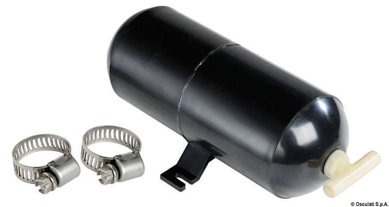 Universell ackumulatortank för färskvattenpumpar