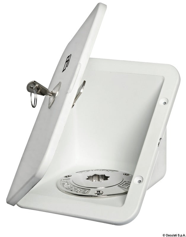 Sisäänrakennettu lokero terassitäytteelle