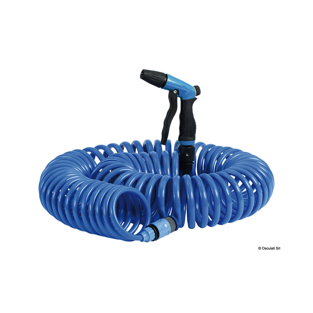 Retractable hoses for boat washing
