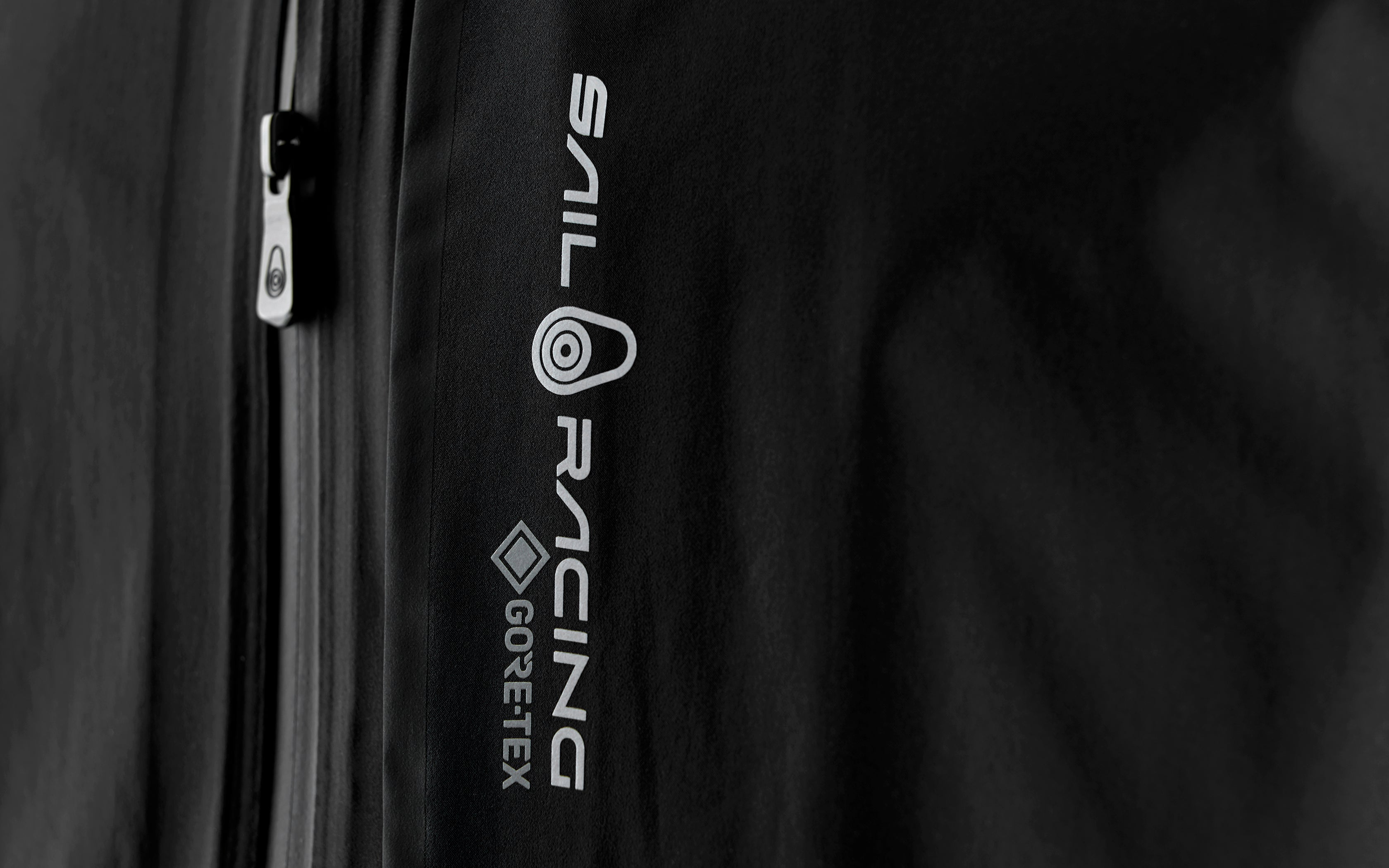 REFERENCE PACKLITE JACKET