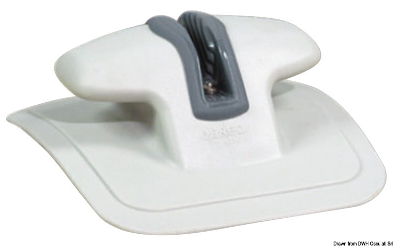 Nopea kuminen keulakiinnitys