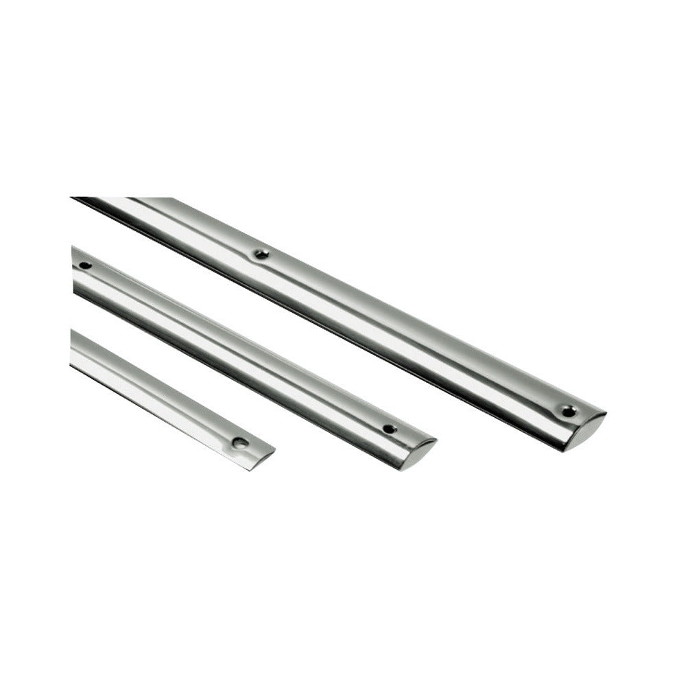 Low profile D-section rubbing strake made of mirro