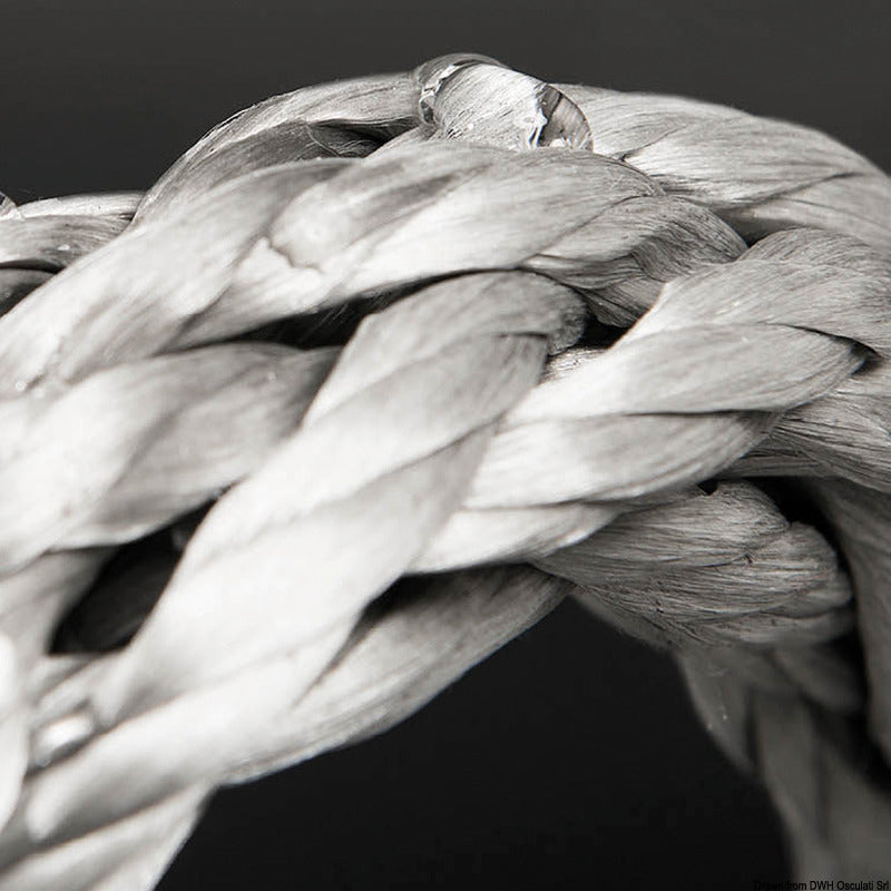 Extra-strong uncovered braid made of Oblix.