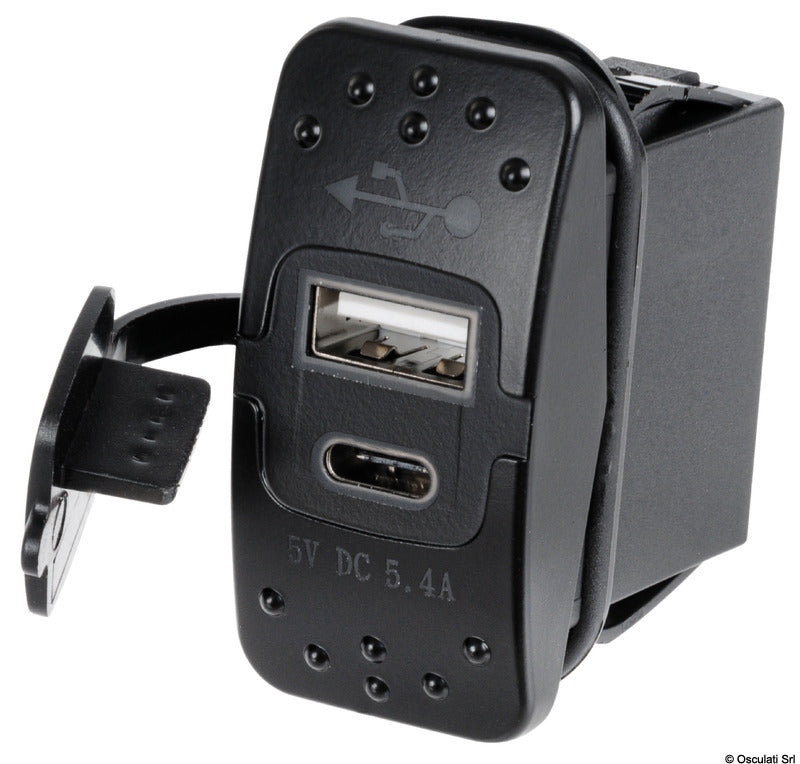 Kaksois-USB-virtapistoke