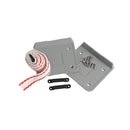 Double plate designed to fasten batteries or tanks