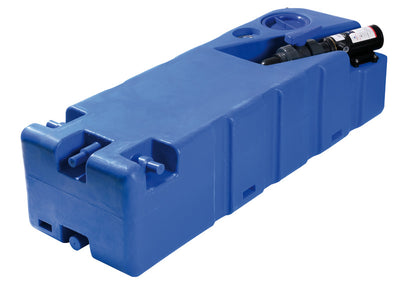 Musta vesisäiliö vaakasuoralla silppuri- ja letkuliittimillä