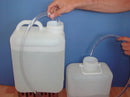 Manual siphon pump