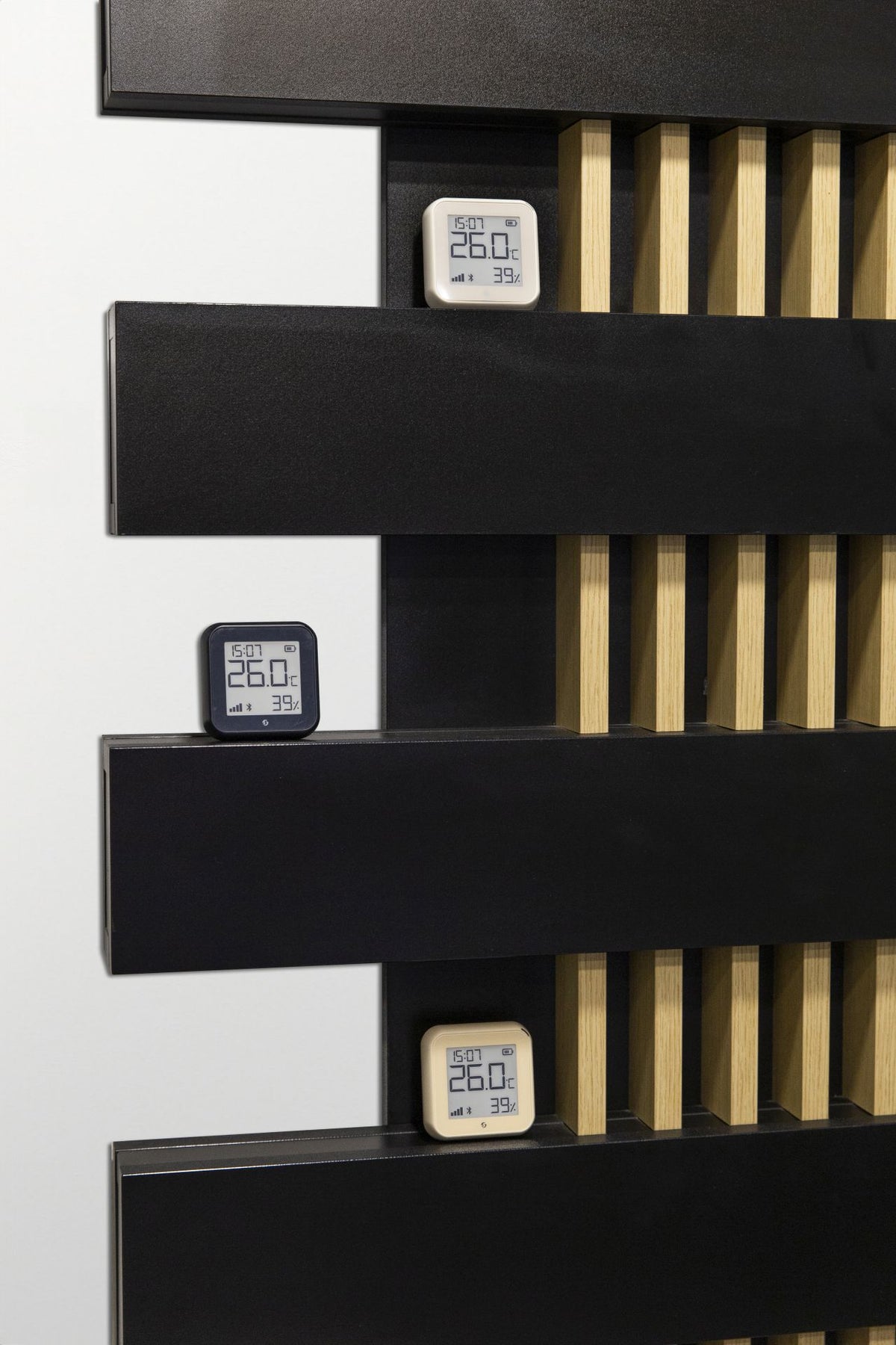 Shelly Plus H&T Gen3 temperatur- og fuktsensor, USB-C eller batteri, mocha
