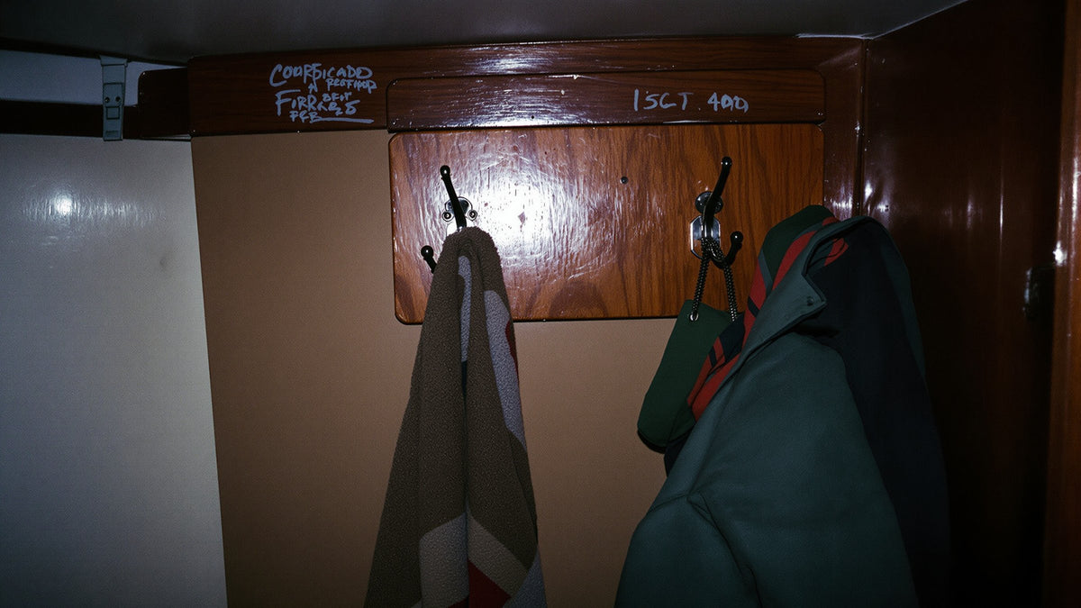 hooks hangers